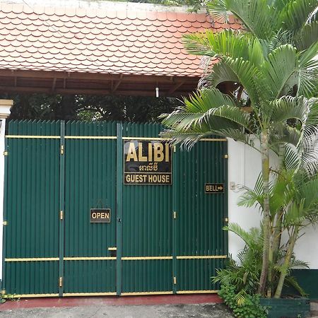 Alibi Guesthouse Phnom-Penh Buitenkant foto