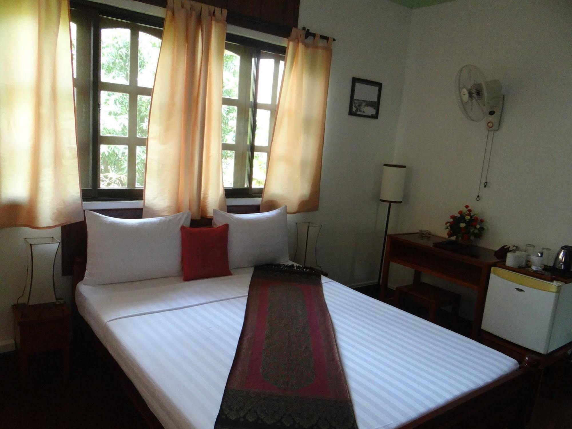 Alibi Guesthouse Phnom-Penh Buitenkant foto