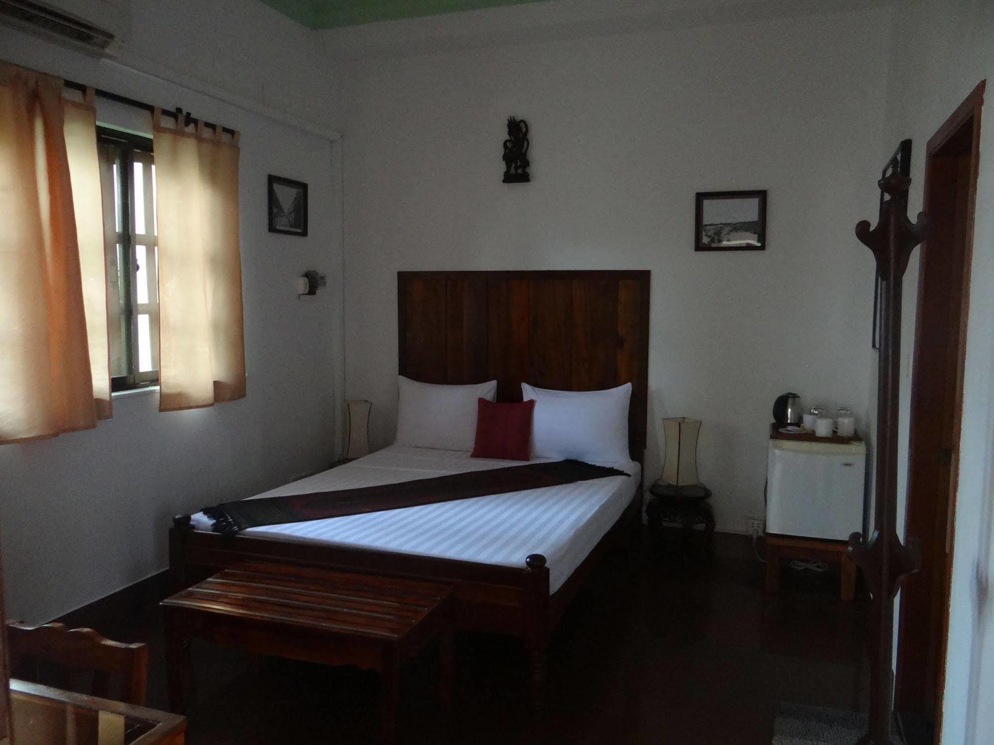 Alibi Guesthouse Phnom-Penh Buitenkant foto