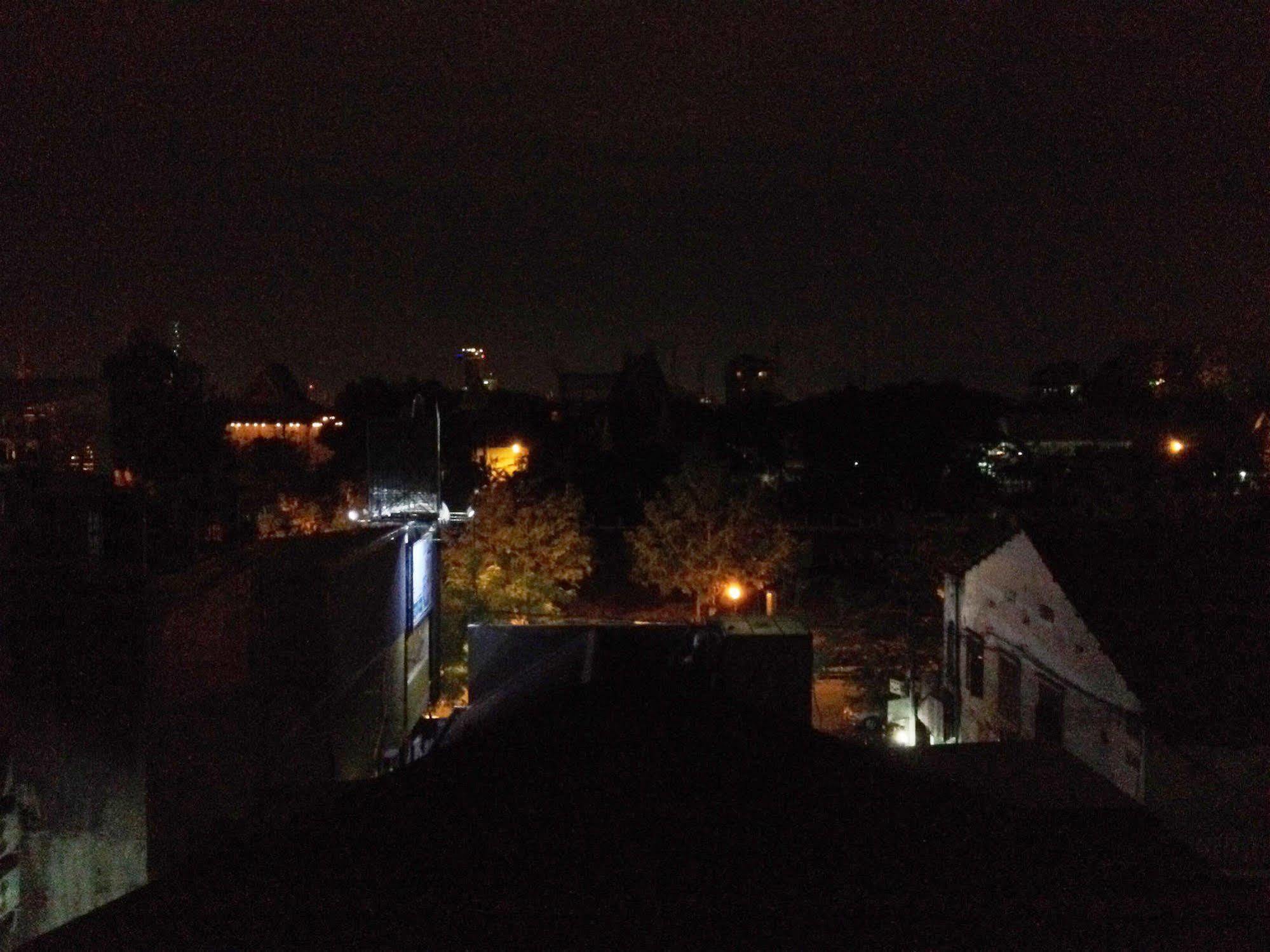 Alibi Guesthouse Phnom-Penh Buitenkant foto